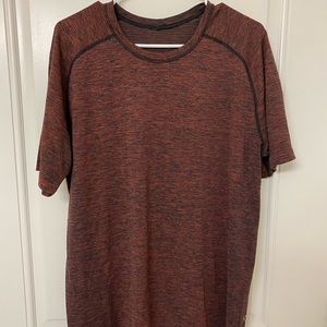 Lululemon Mens Large Striped Metal Vent SS